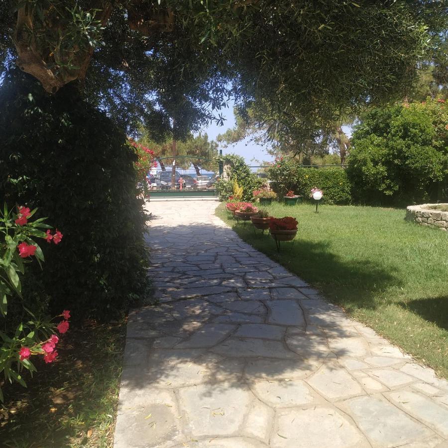 Studios Galanis Afytos Exterior foto